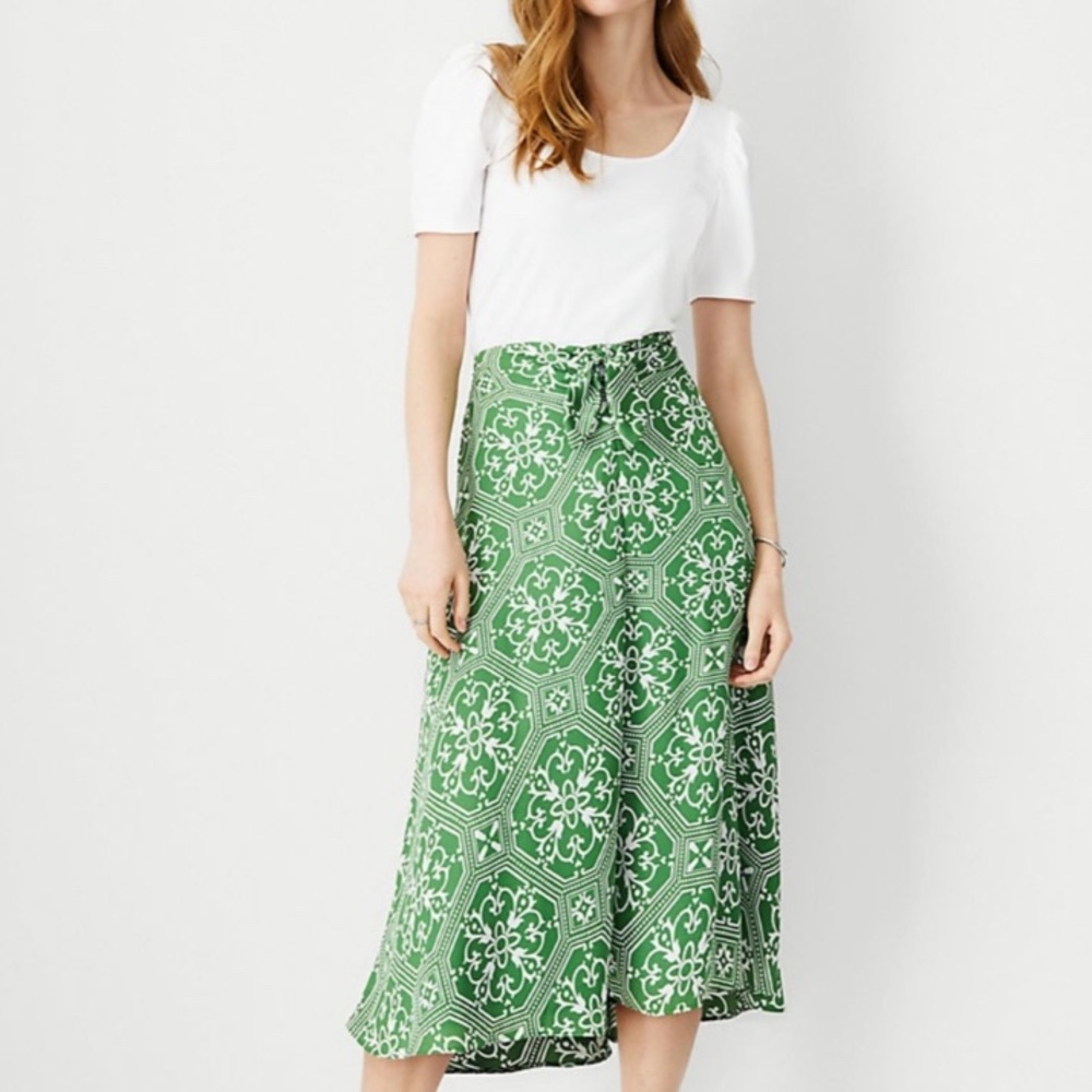 Ann Taylor Tile Print Knotted Midi Skirt with Tags